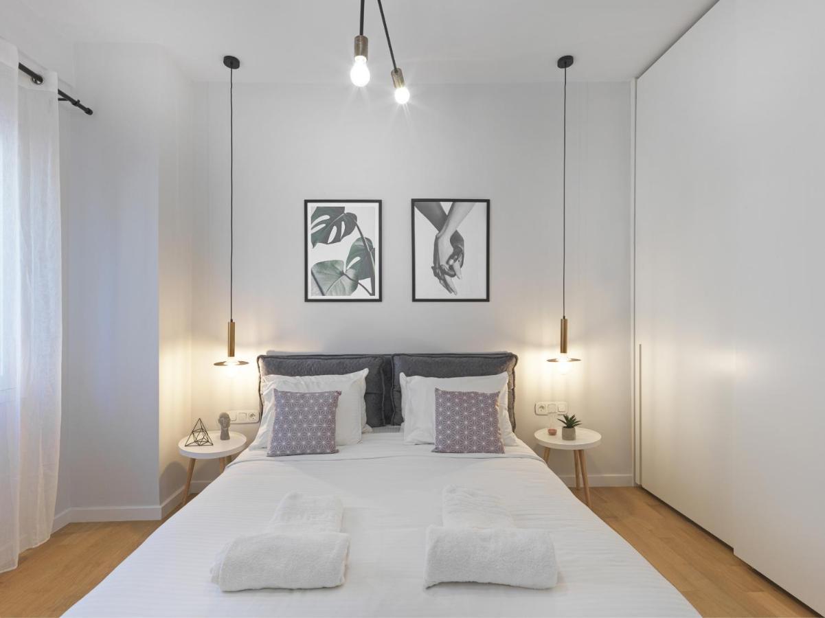 Fresh, New & Ready For You! Rnvtd Apt In Koukaki! Atenas Exterior foto